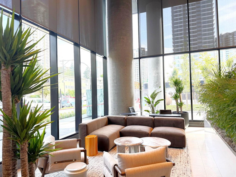 807 - 5987 Wilson Avenue, Burnaby, V5H 0L7 | Image 3