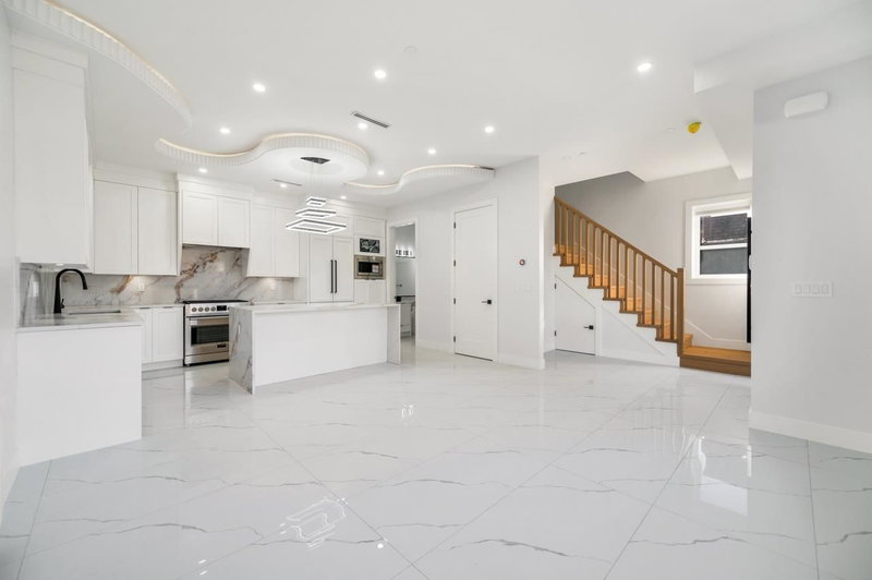 1330 64th Avenue, Vancouver, V5X 2P1 | Image 2