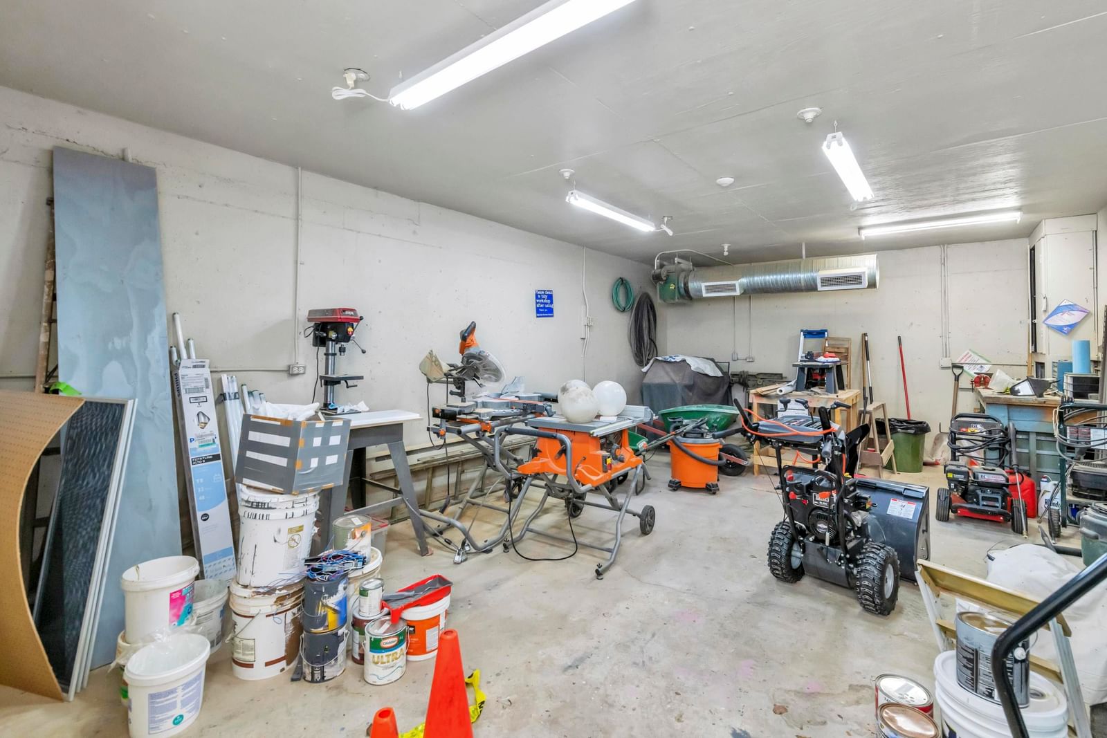 Listing Image 38
