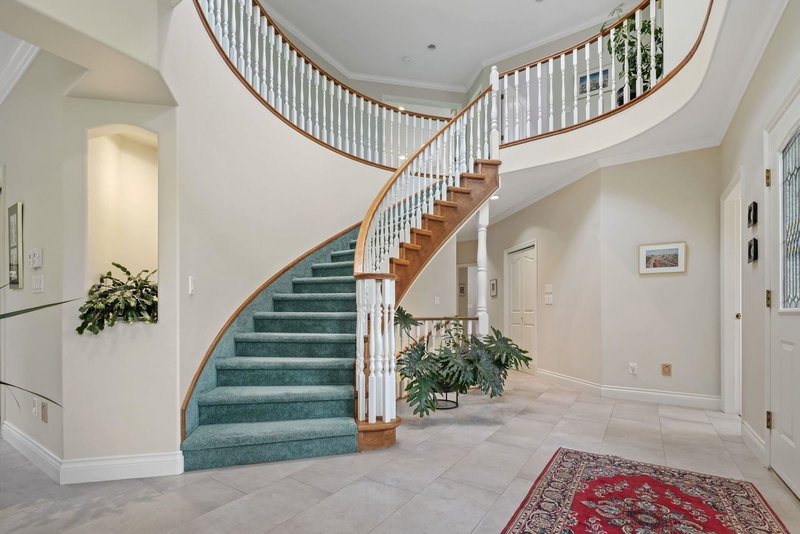 220 Fern Drive, Anmore, V3H 4W9 | Image 3