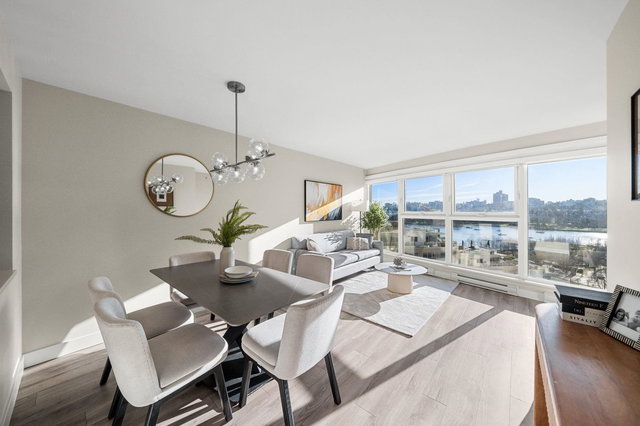 1204 - 1323 Homer Street