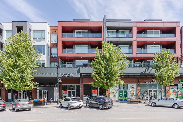 A424 - 20727 Willoughby Town Centre Drive