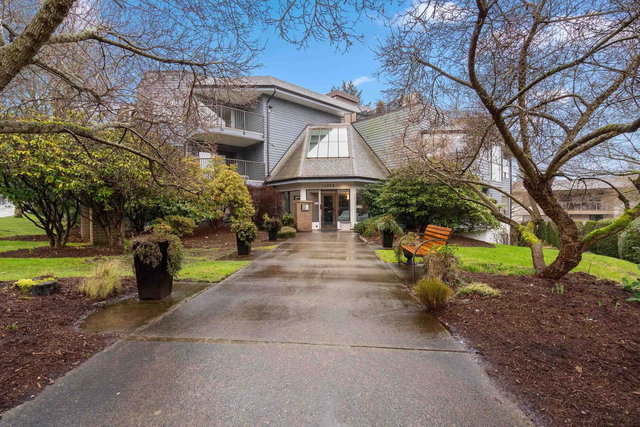 202 - 14950 Thrift Avenue