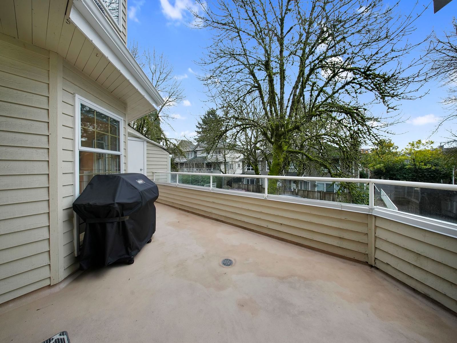 Listing Image 24