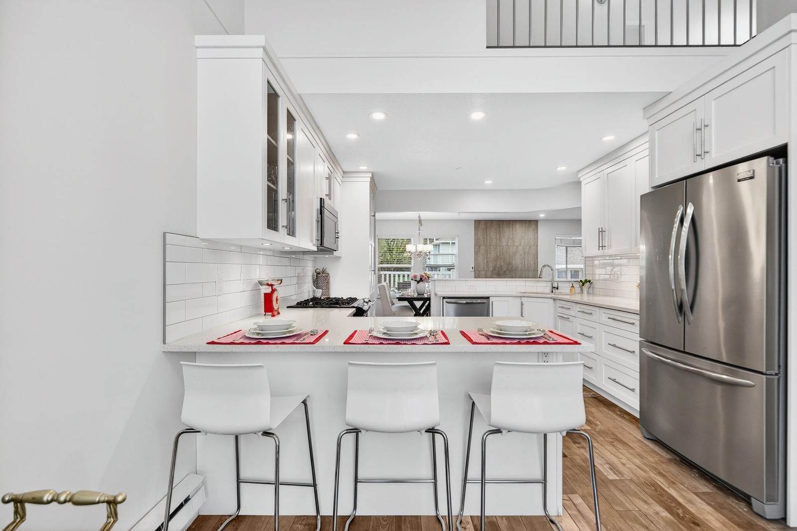 Listing Image 19