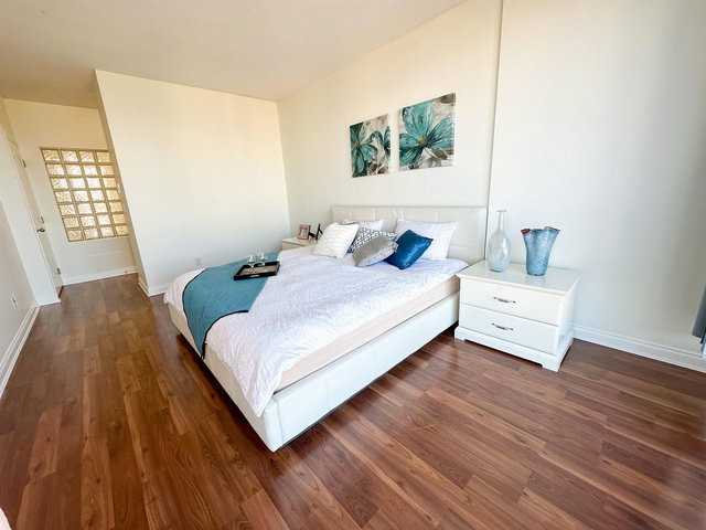 22F - 6128 Patterson Avenue