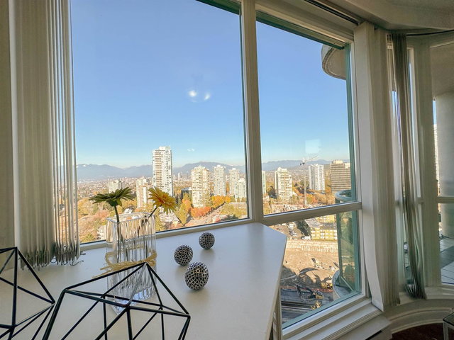 22F - 6128 Patterson Avenue