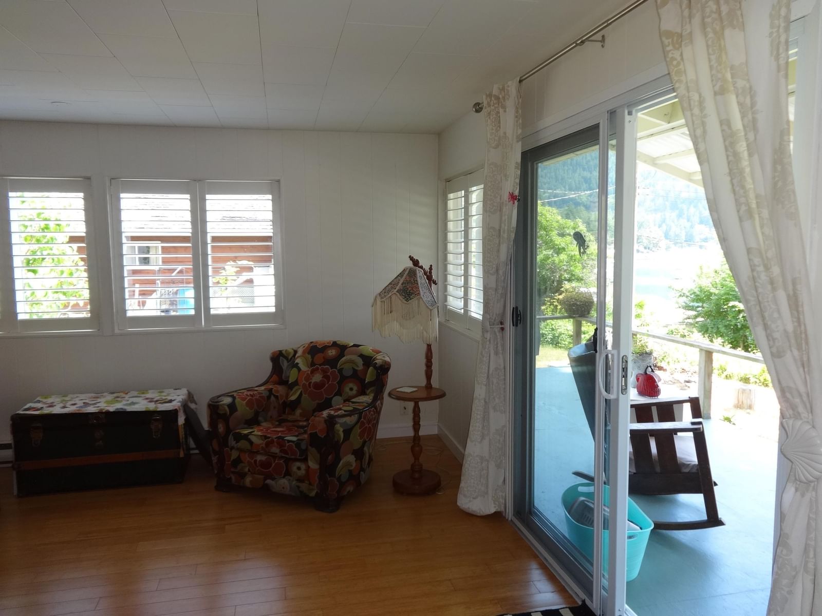 Listing Image 16