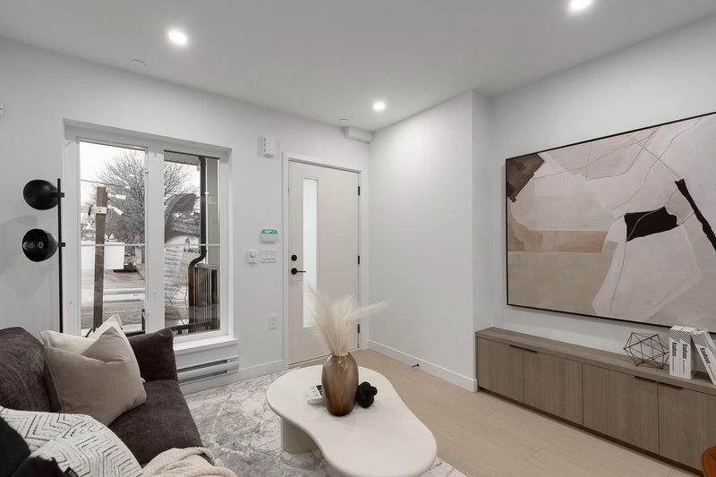 204 - 2329 34th Avenue, Vancouver, V5R 2S6 | Image 3