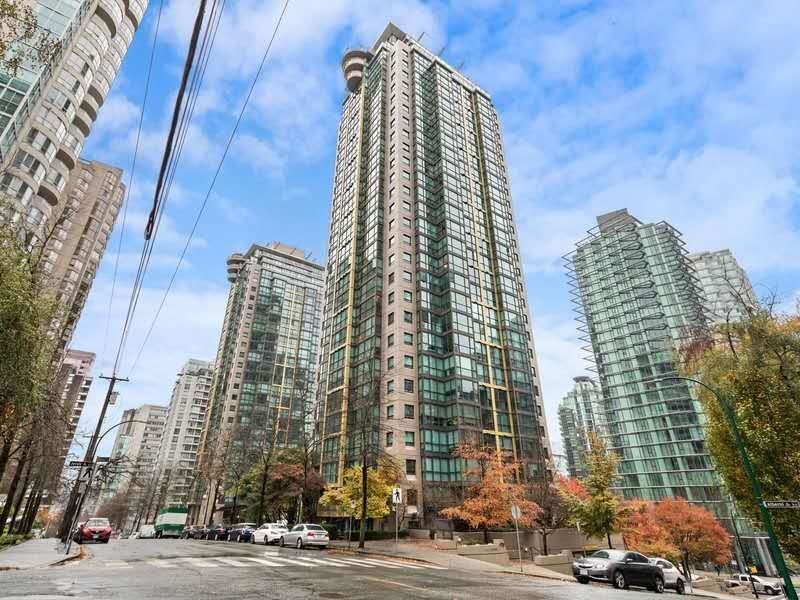1010 - 1331 Alberni Street
