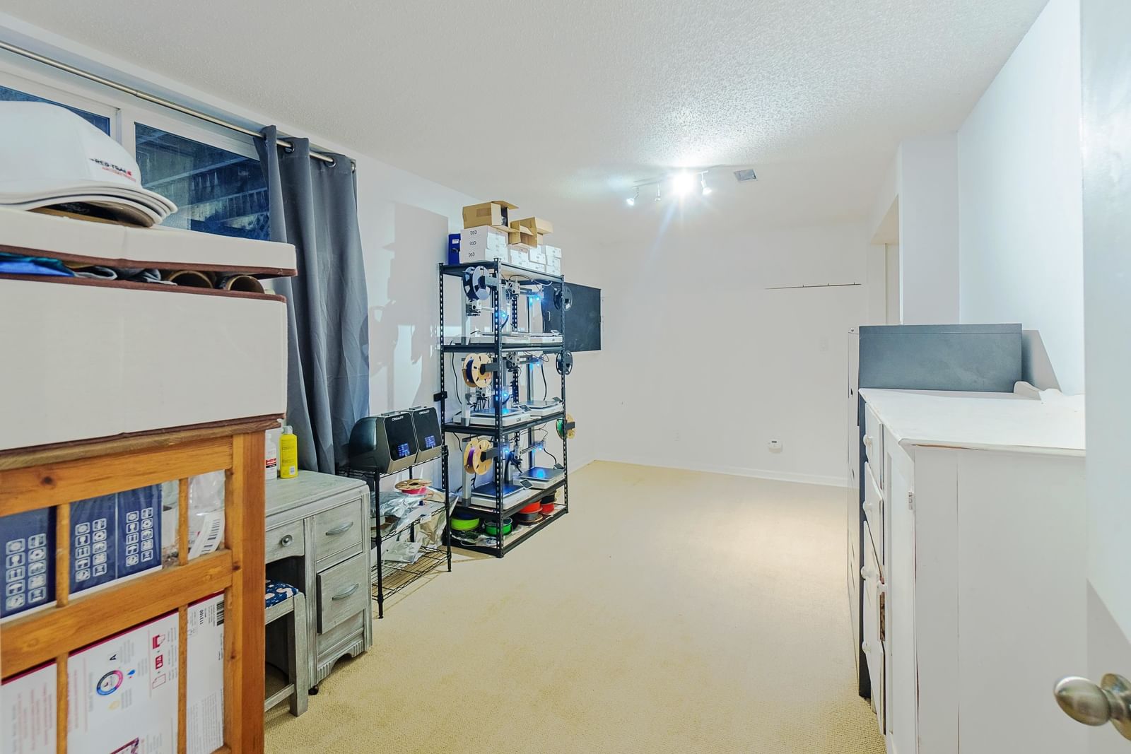 Listing Image 24