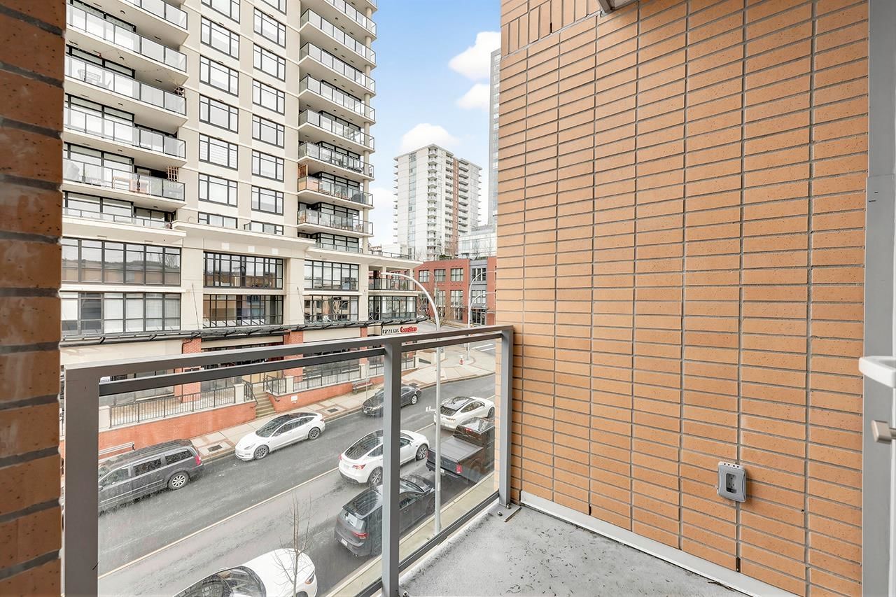 Listing Image 15