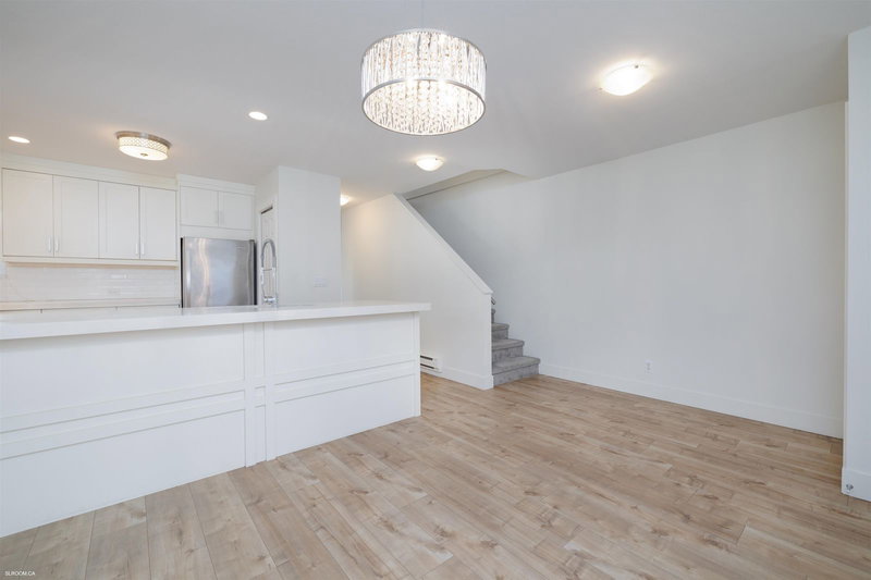 140 Shoreline Circle, Port Moody, V3H 5B3 | Image 2