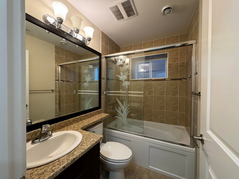 2650 East 2nd Avenue, Vancouver, V5M 1C8 | Image 3