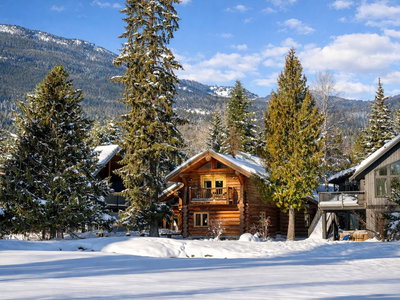 8164 Muirfield Crescent | Whistler | Image