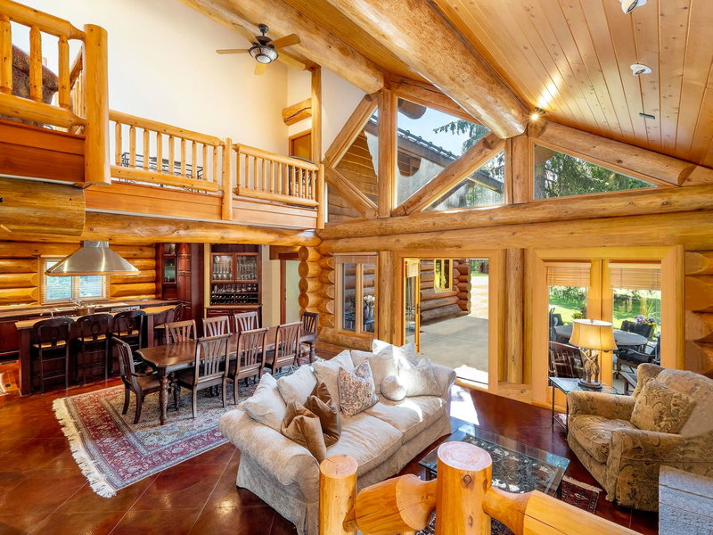 8164 Muirfield Crescent, Whistler, V8E 1J7 | Image 2