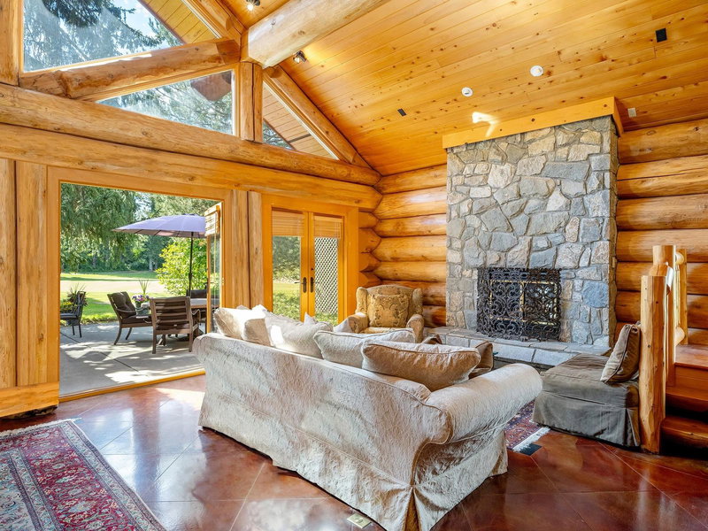 8164 Muirfield Crescent, Whistler, V8E 1J7 | Image 3