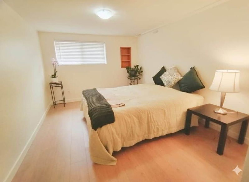 737 Robinson Street, Coquitlam, V3J 4E9 | Image 3