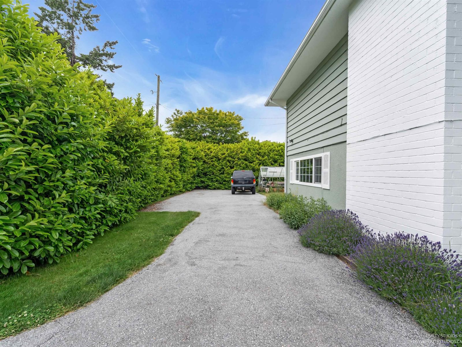 Listing Image 25