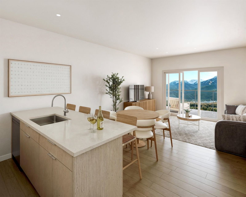 201 - 1050 Finch Drive, Squamish, V0V 0V0 | Image 3