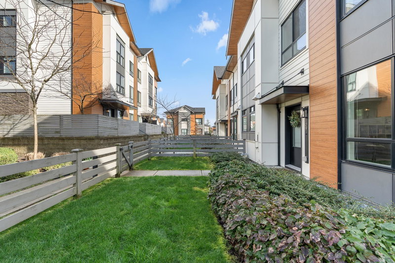 109 - 15111 Edmund Drive, Surrey, V3S 0A5 | Image 2