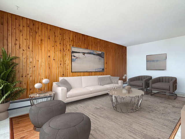 502 - 320 Royal Avenue