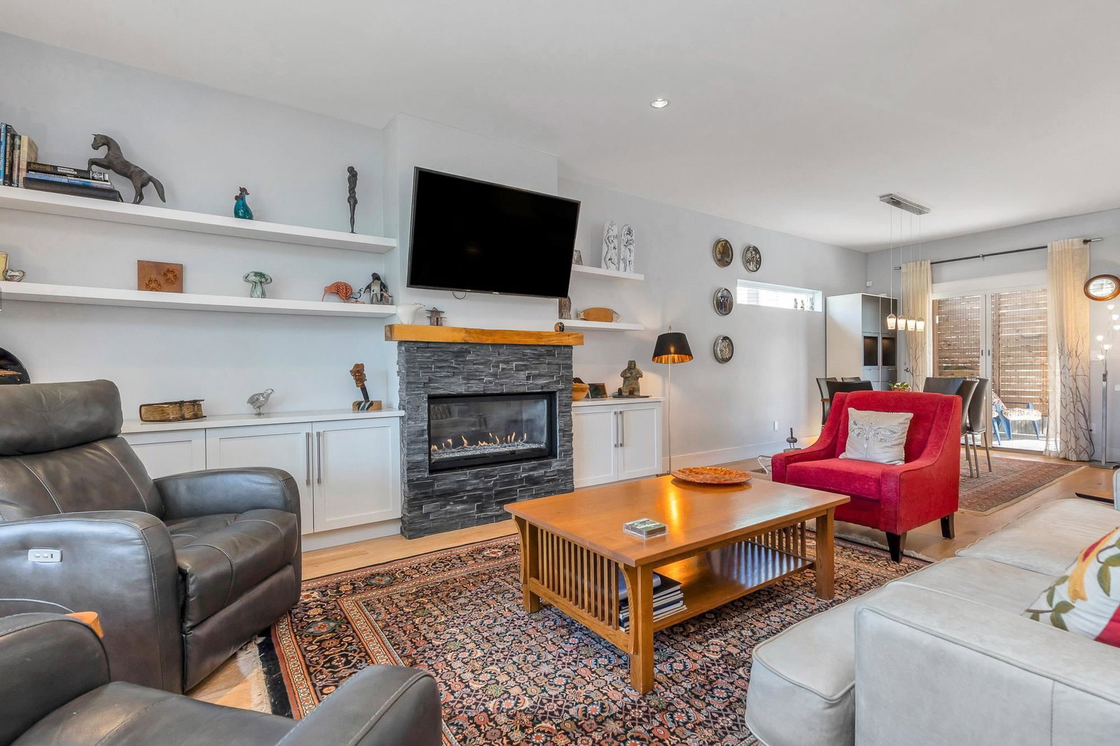 Listing Image 13