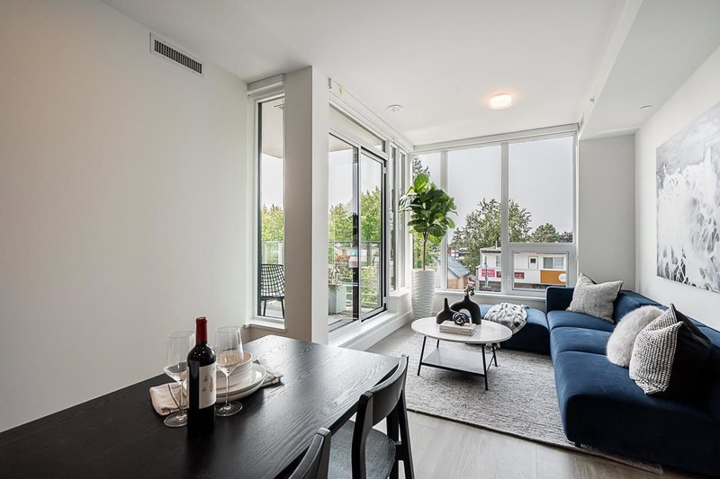 317 - 1342 Johnston Road, White Rock, V4B 0C7 | Image 2