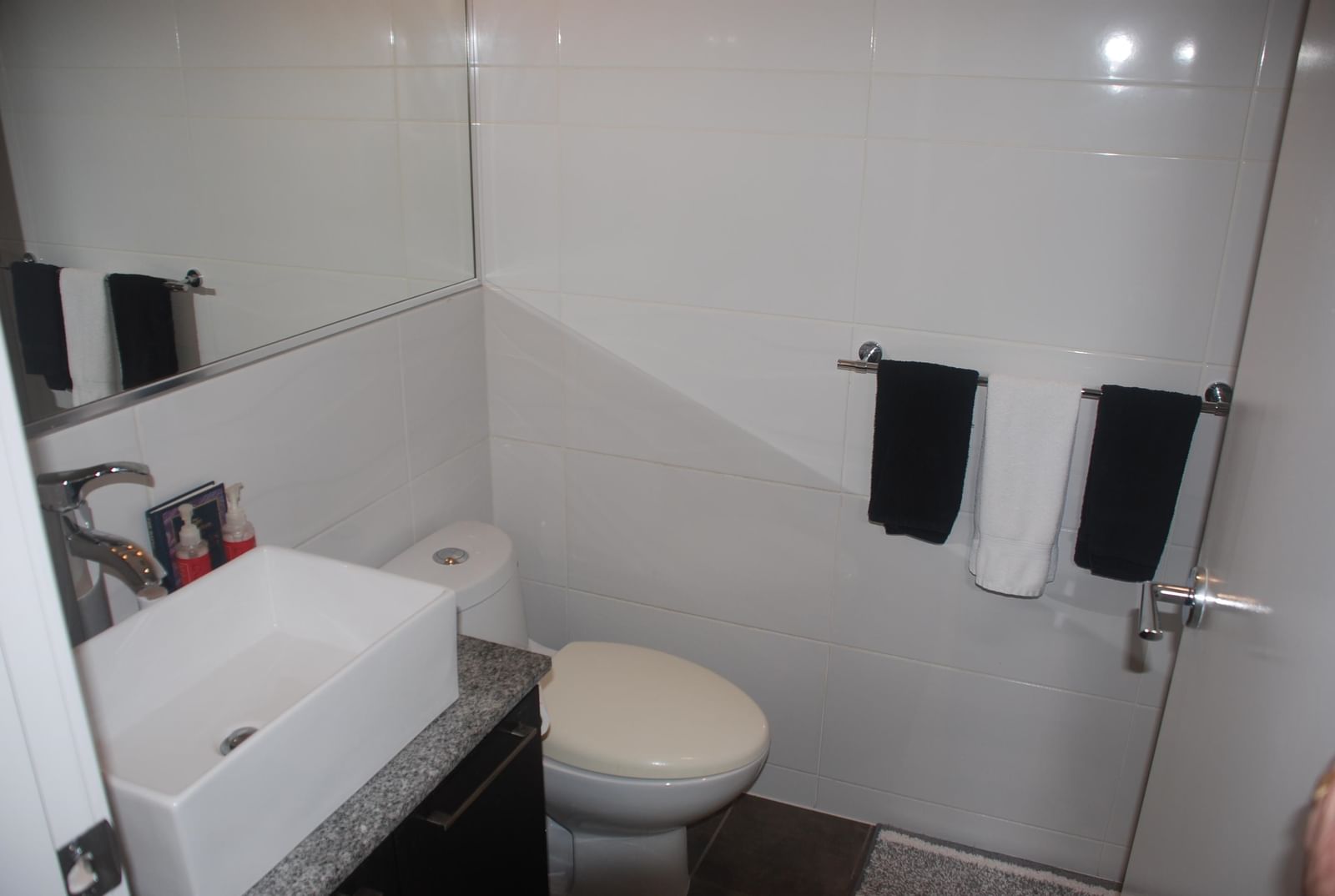 Listing Image 16