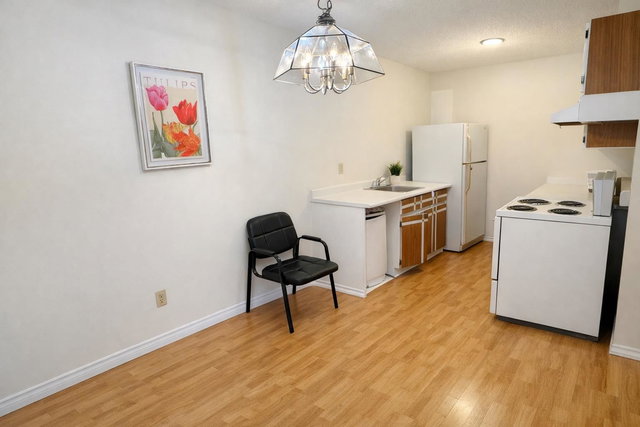 203 - 7200 Lindsay Road