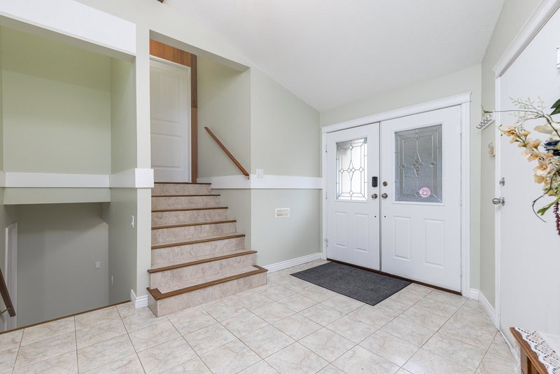 2055 Lion Court, Abbotsford, V3G 1G3 | Image 3