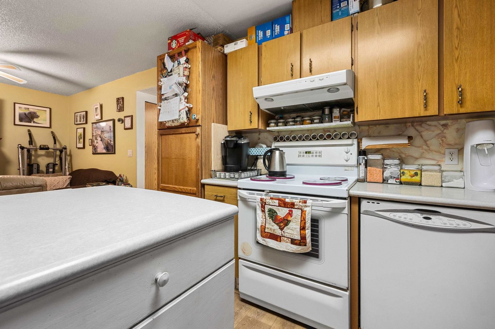 Listing Image 16