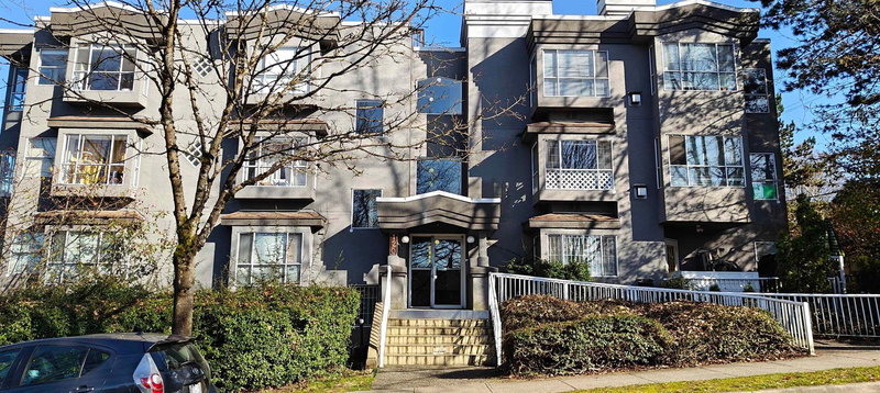 302 - 120 Garden Drive, Vancouver, V5L 4P4 | Image 2