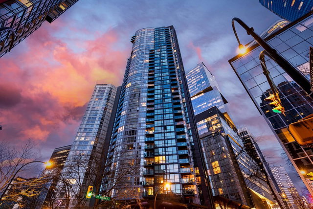 3303 - 1189 Melville Street