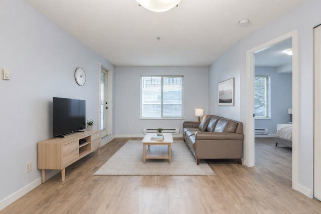 2110 - 244 Sherbrooke Street