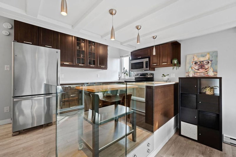 201 - 341 Mahon Avenue, North Vancouver, V7M 3E1 | Image 3