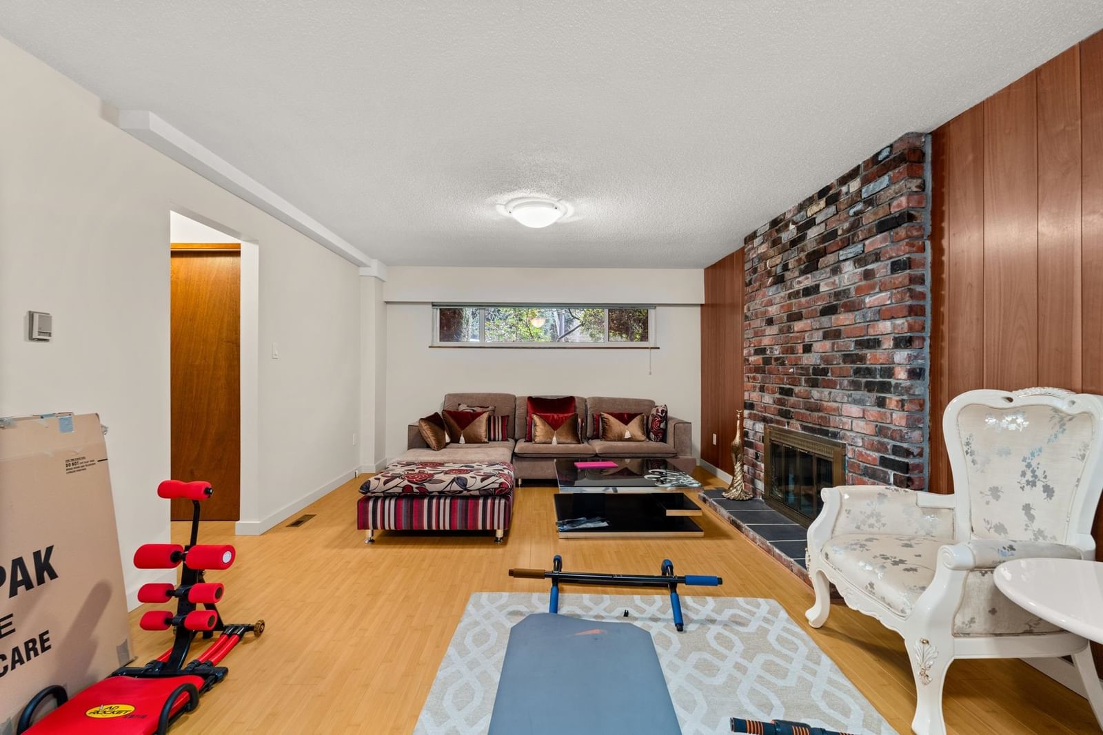 Listing Image 18