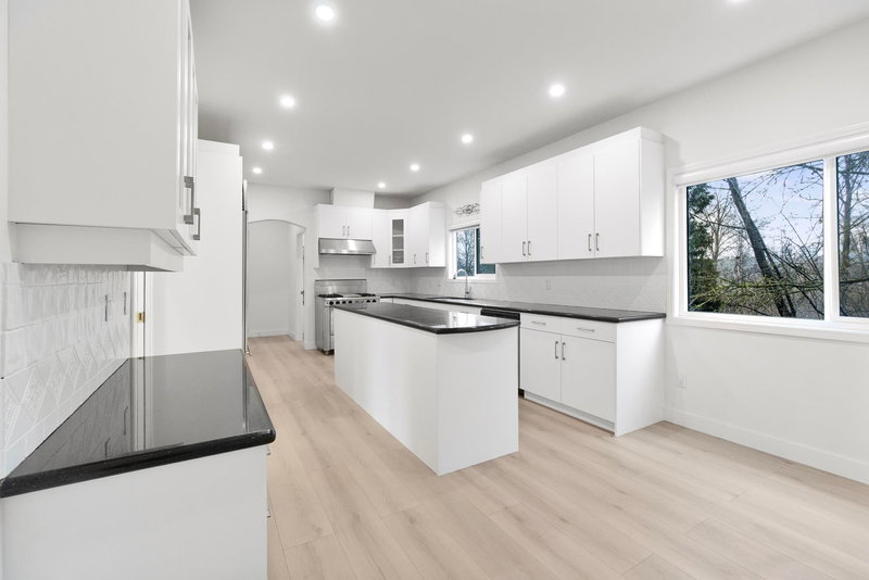 6998 Fielding Court, Burnaby, V5A 1Y5 | Image 3