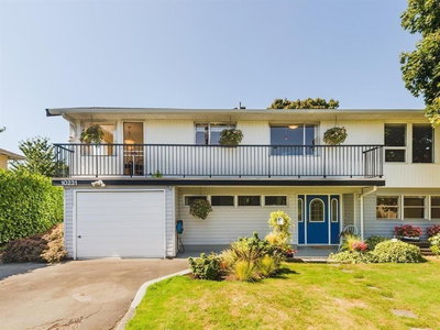 10231 Aintree Crescent | Richmond | Image