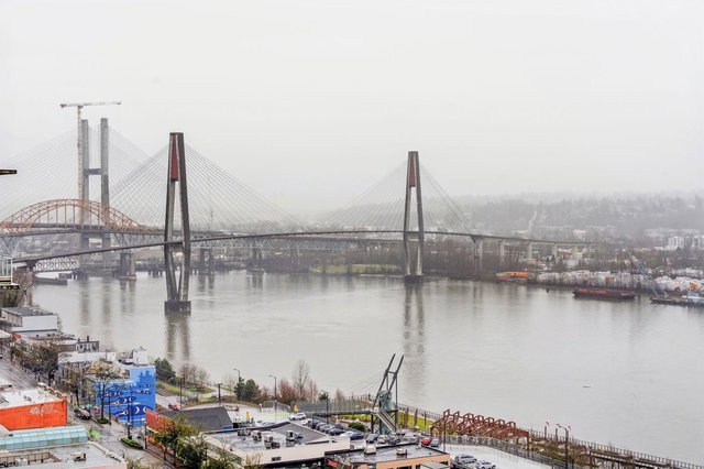 1705 - 618 Carnarvon Street