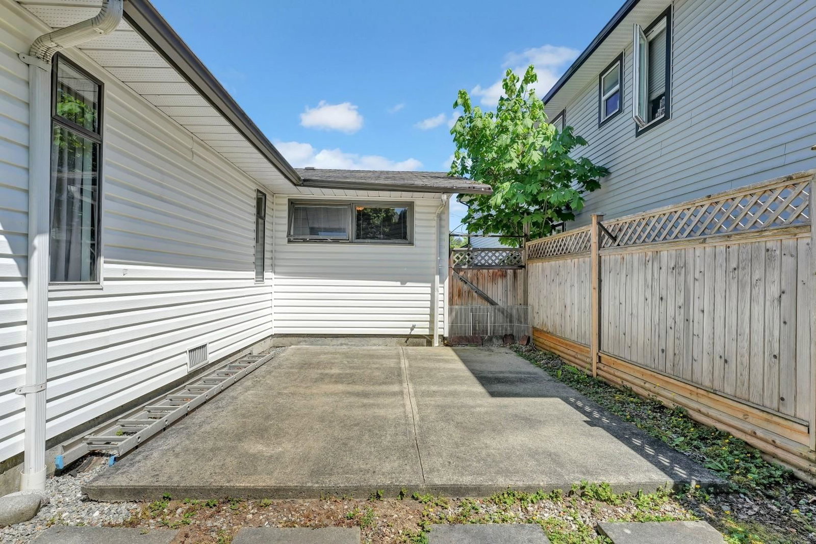 Listing Image 33