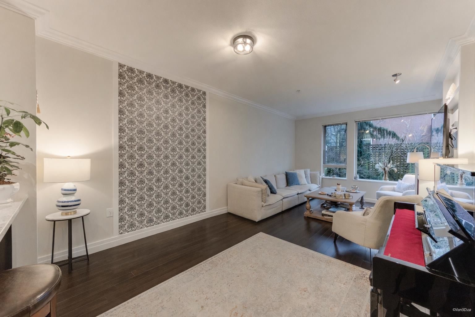 Listing Image 12