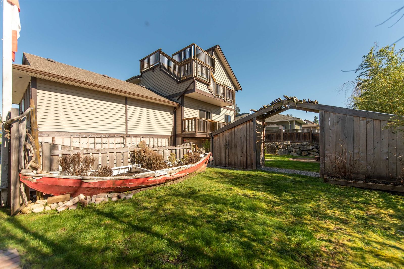 Listing Image 5