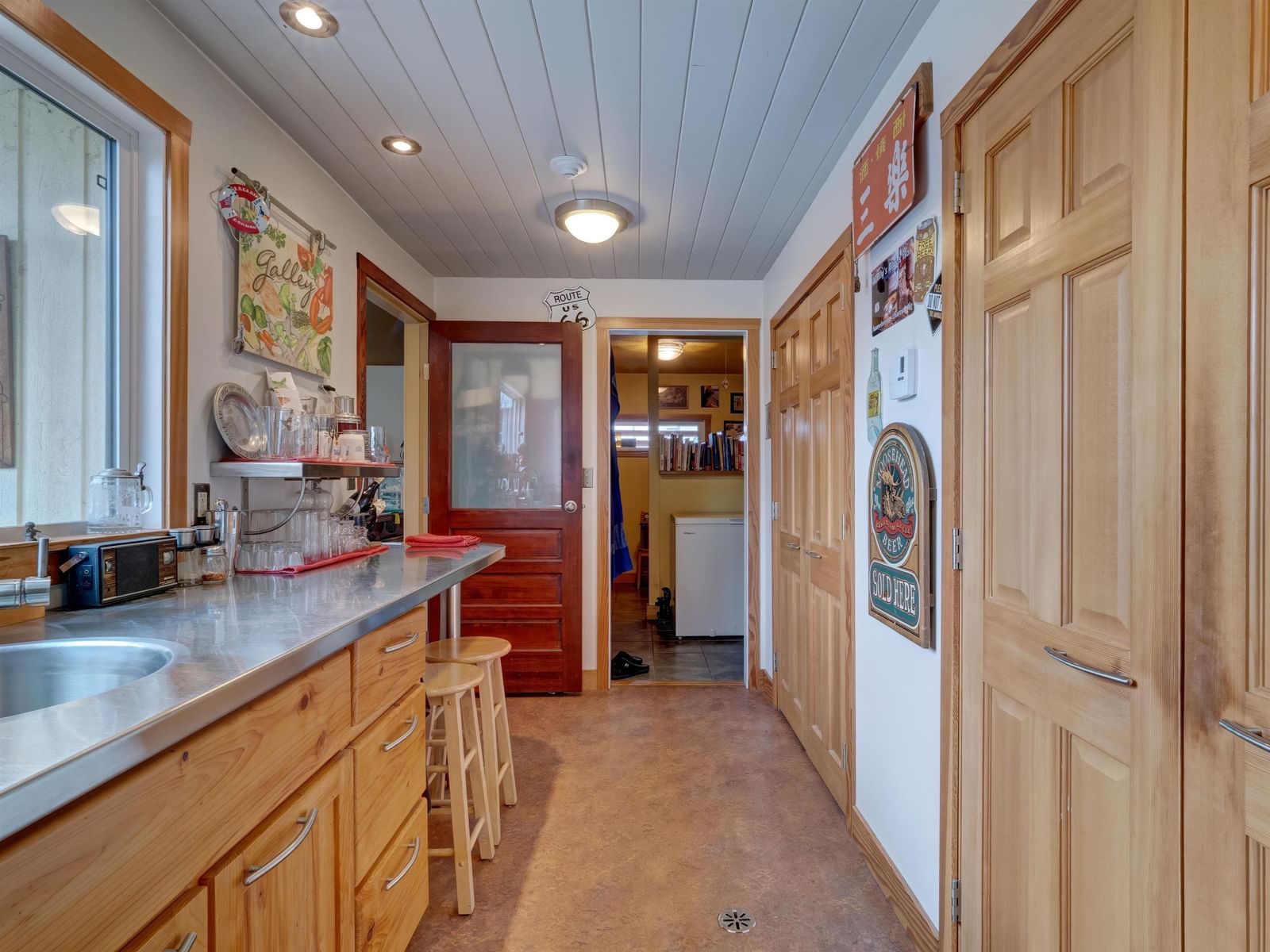 Listing Image 14