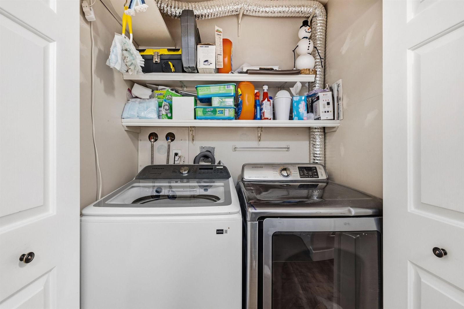 Listing Image 16