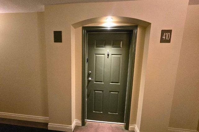 410 - 20110 Michaud Crescent