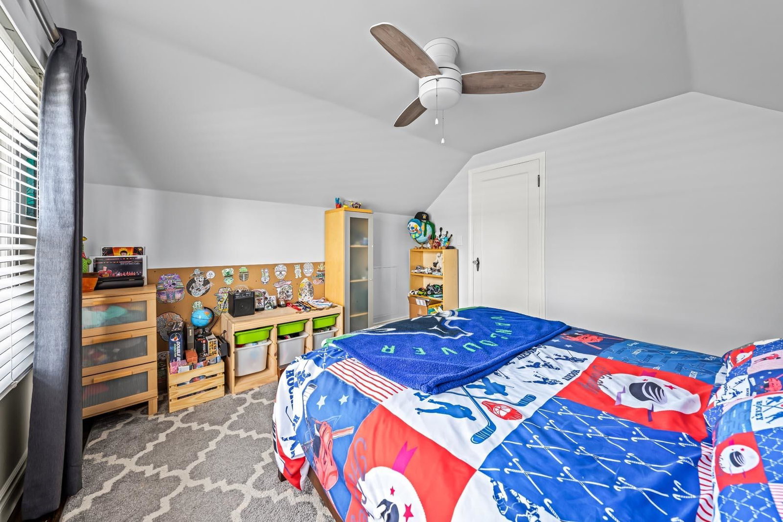 Listing Image 23