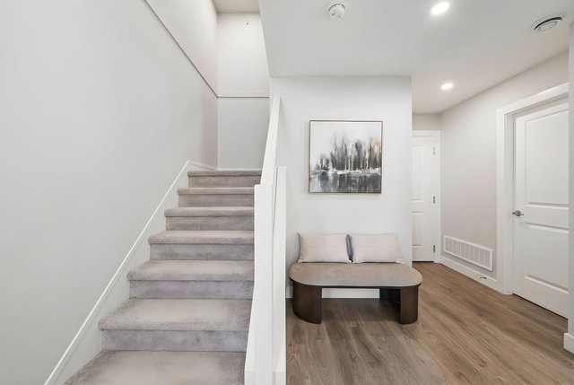 14 - 20327 72b Avenue