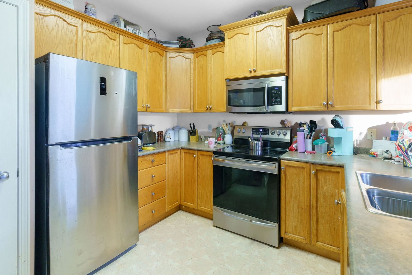 Listing Image 5