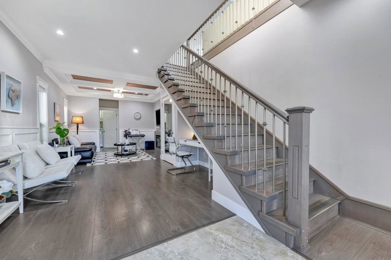 221 Campbell Street, New Westminster, V3M 5K8 | Image 3